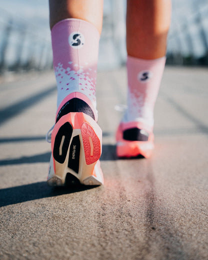 Performance Running Socks - Flash Pink